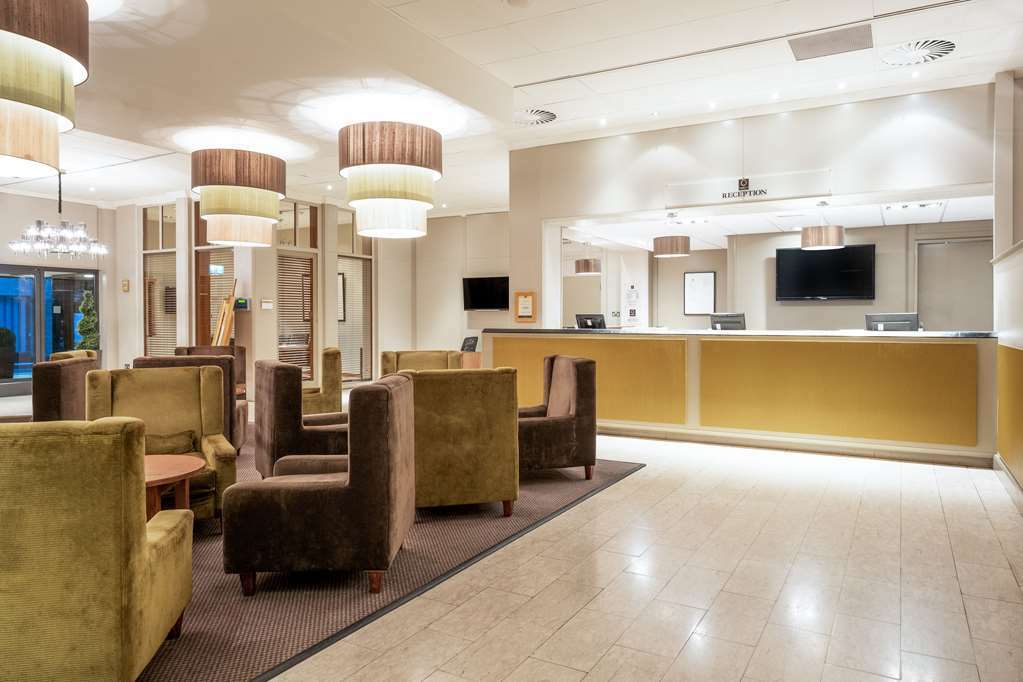 Clarion Croydon Park Hotel Интерьер фото